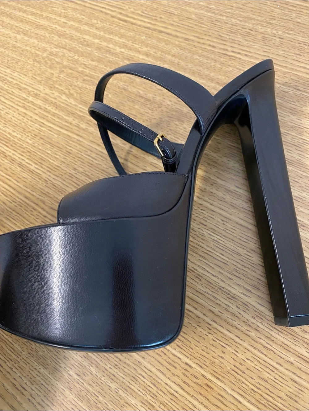 Saint Laurent Black Leather Platform Sandals with Straps